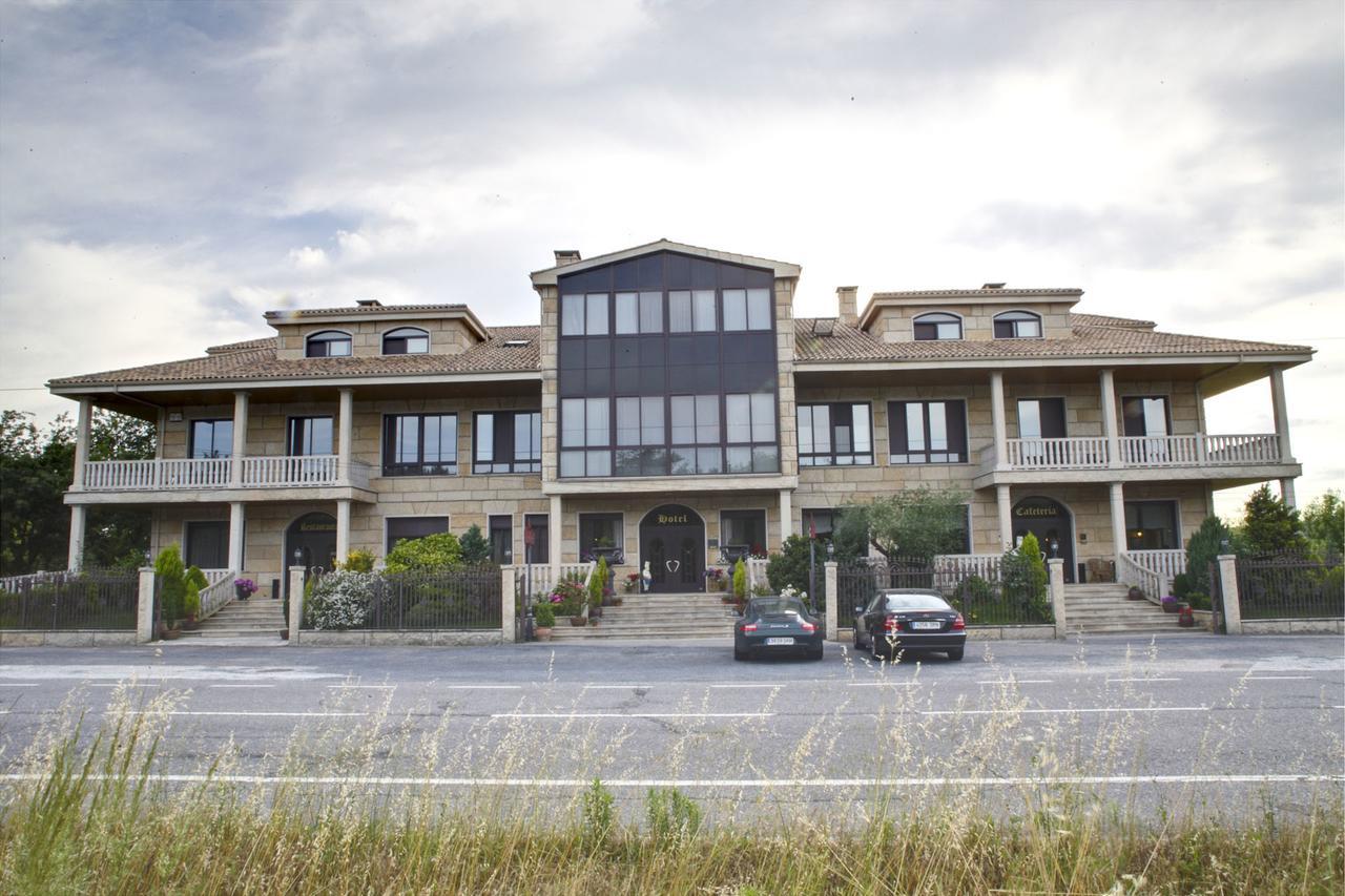 Pazo De Monterrei Hotel Ourense Exterior photo